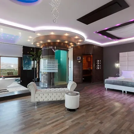 Makown Villa *