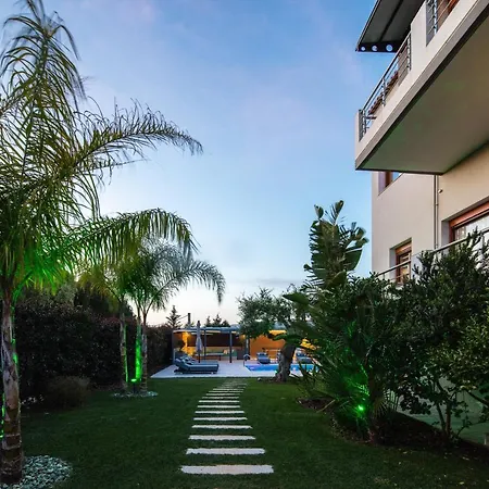 Villa Makown *